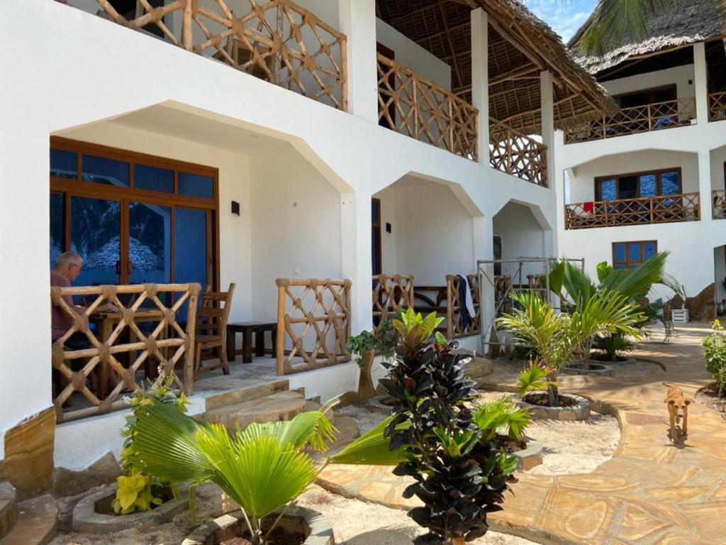 Waka Waka Acomodação com café da manhã Pwani Mchangani Exterior foto